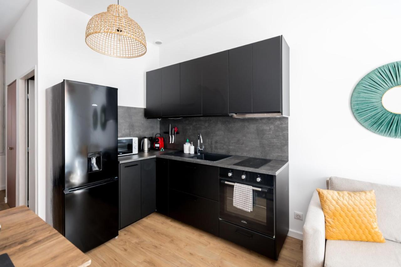 Apartment 2 Pieces Neuf Au Pied Des Musees - Wifi & Parking Gratuit *